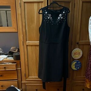 Roz & Ali Black Sleeveless Dress with Embellishments